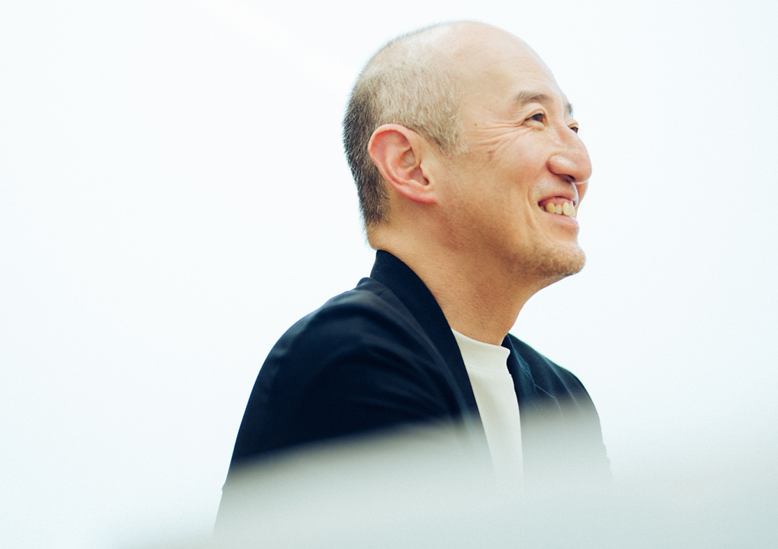 金沢21世紀美術館館長 鷲田 めるろ