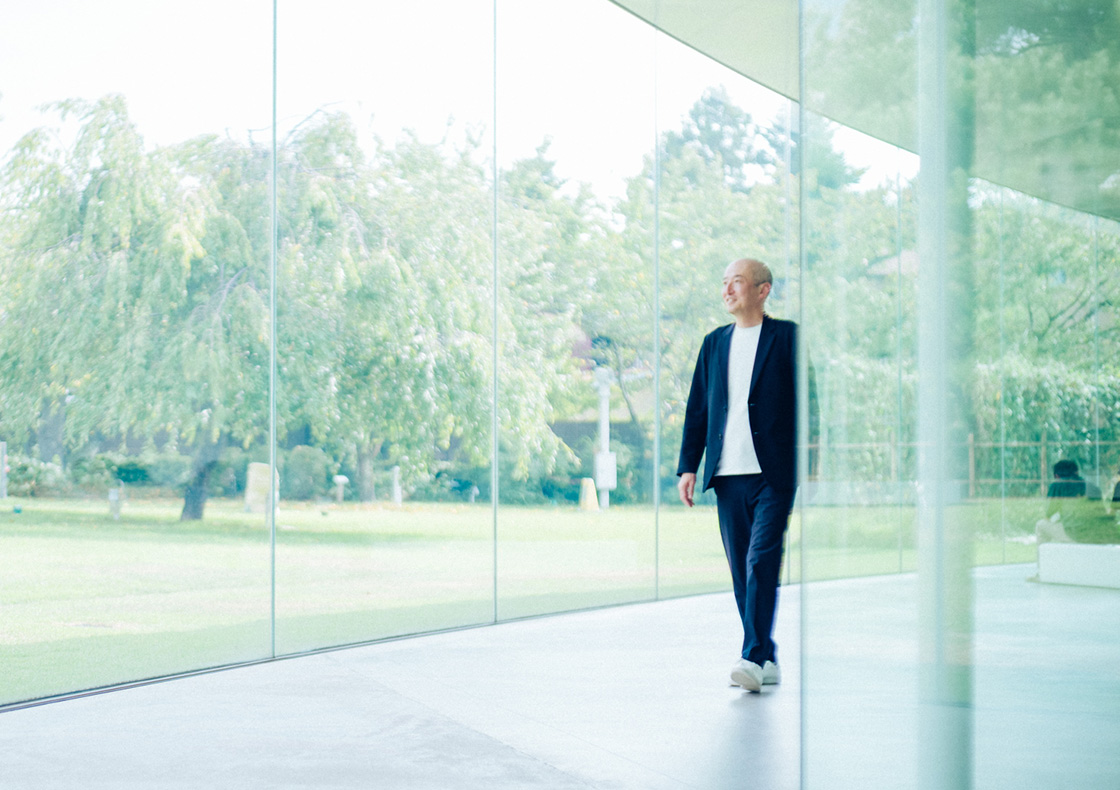 金沢21世紀美術館館長 鷲田 めるろ